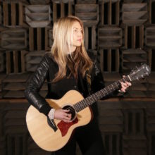 Beatie Wolfe in Nokia Bell Labs Anechoic Chamber by Theo Watson (23)
